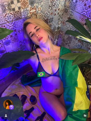 dani_bluee