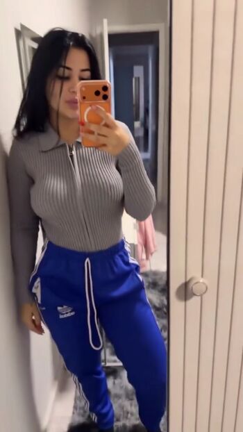 dani_bluee