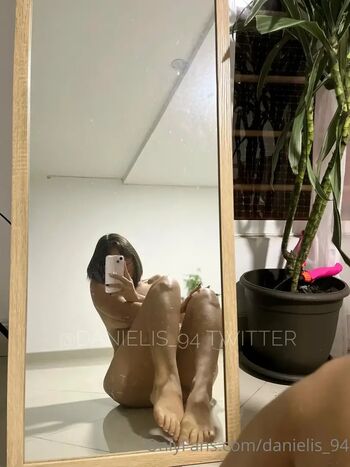 Full leaked Daniel private photo