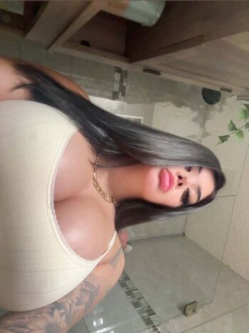 Full leaked Daniela chaverry private onlyfans photo