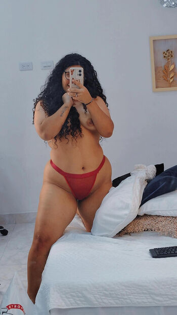 Full leaked Danielleevans page private onlyfans photo