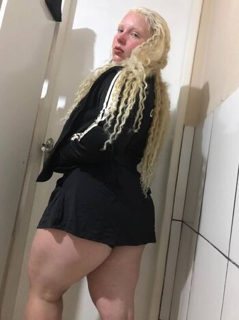 Full leaked Danielleoliveiram private photo