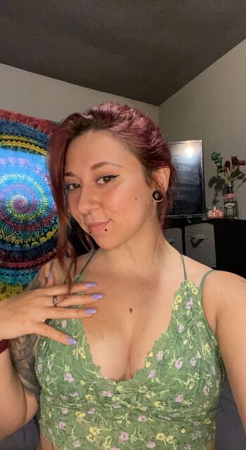 Full leaked Danigoodisonn private photo