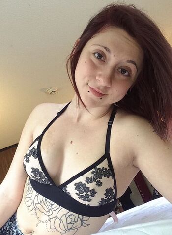Full leaked Danigoodisonn private photo