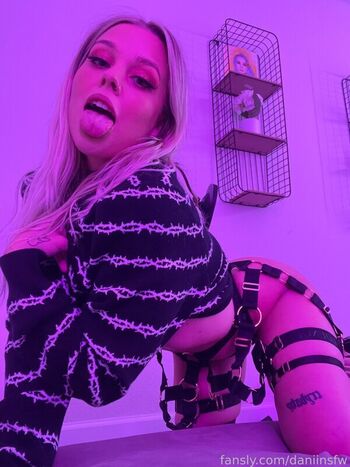 Full leaked Daniinsfw private photo