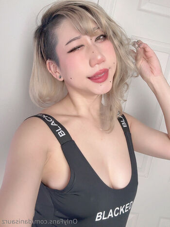 Full leaked Danisaurz page private onlyfans photo