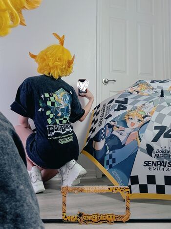 Full leaked Danisaurz page private onlyfans photo