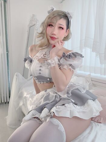 Full leaked Danisaurz private onlyfans photo