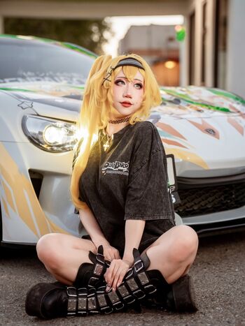 Full leaked Danisaurz page private photo