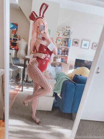 Full leaked Danisaurz private photo