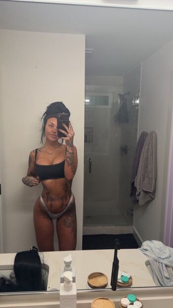 Full leaked Darcimadisonn private photo