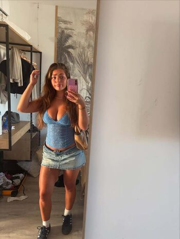 Full leaked Darcycromptonx private photo