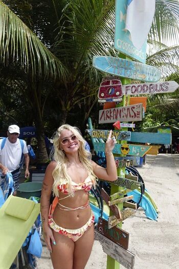 Full leaked Darianrhodess private photo