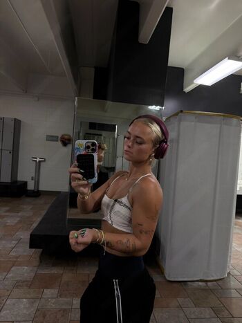 Full leaked Darianrhodess private photo
