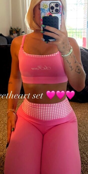 Full leaked Darianrhodess private photo