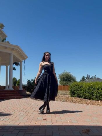 Full leaked Darkscaryswamp private onlyfans photo