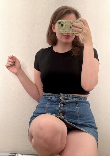 darlingalora