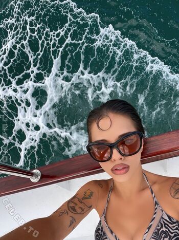 Full leaked Darnadude private photo