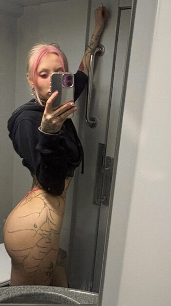 Full leaked Dasha private onlyfans photo