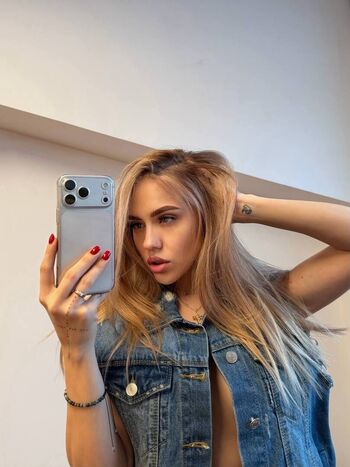 Full leaked Dasha grivina private onlyfans photo