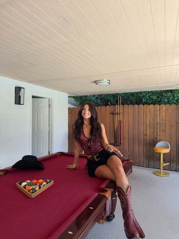 Full leaked Davis sisters private photo