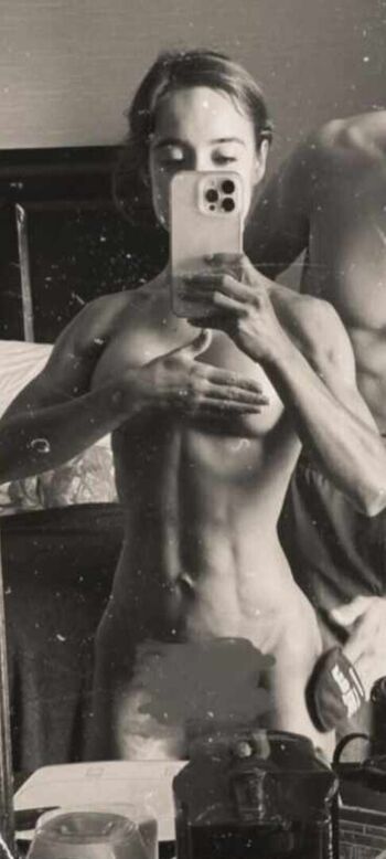 Full leaked Dayan bernal private photo
