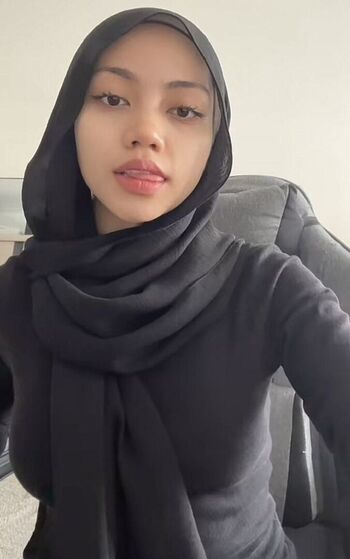 Full leaked Dayanafiqh private onlyfans photo