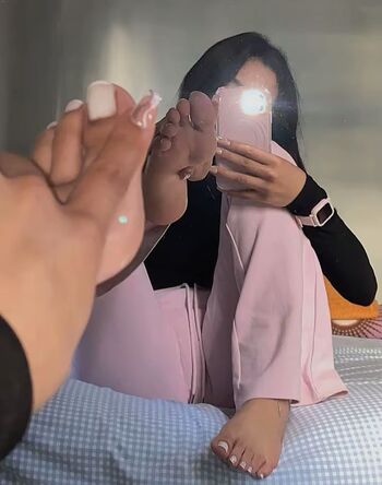 Full leaked Dayanguxman jeimmyguzman piesitosdayan private onlyfans photo