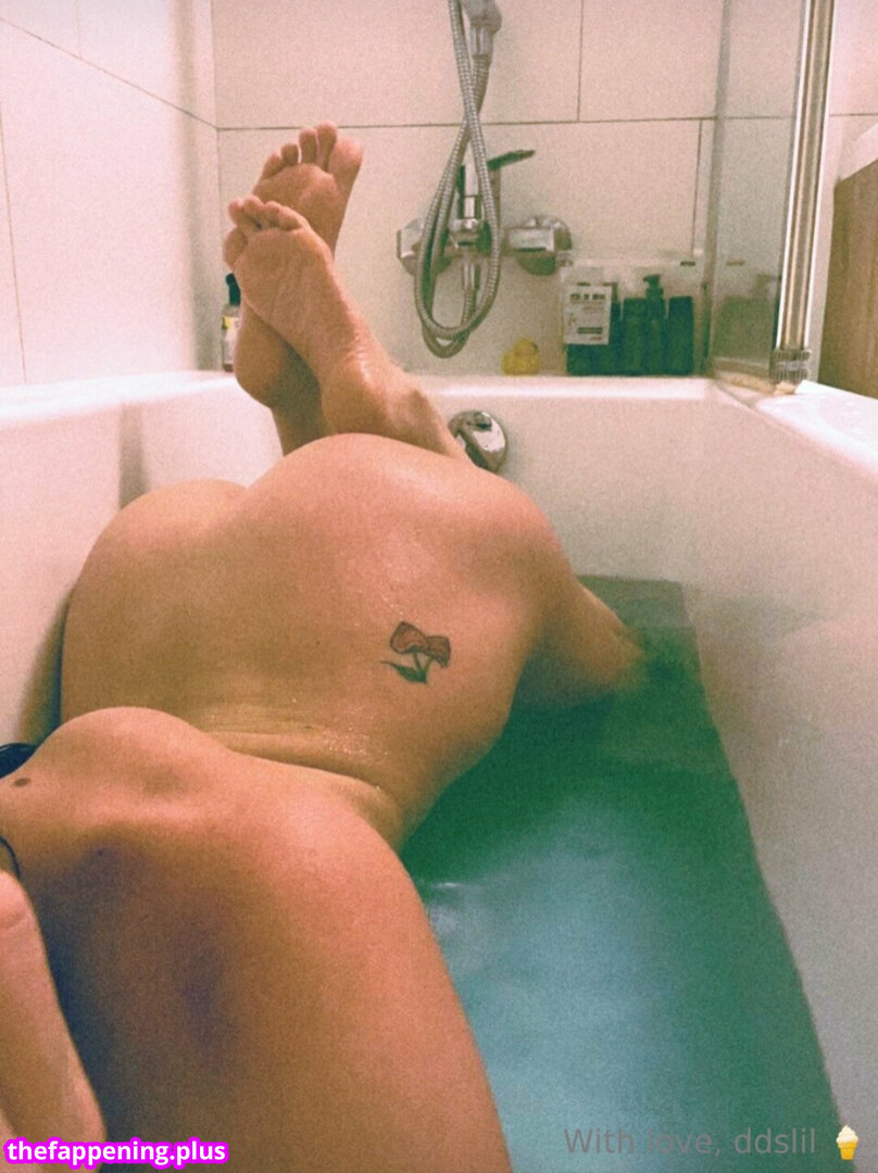 Natalka / ddslil Foto OnlyFans Nua #18