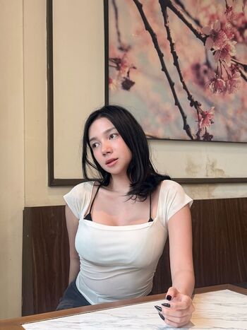 Full leaked Dea rizky private photo