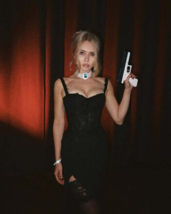 Full leaked Dead blonde private onlyfans photo