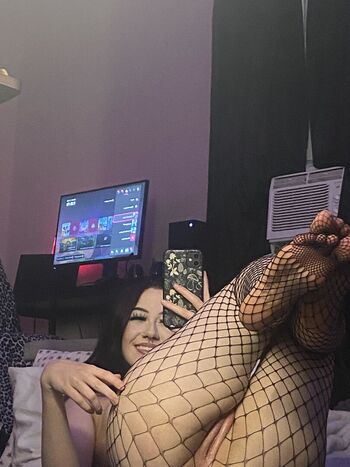 Full leaked Deadgirlmars private photo