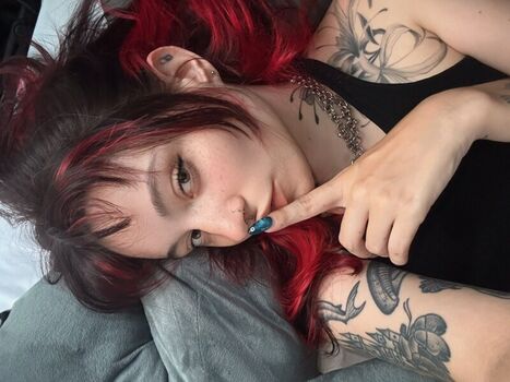Full leaked Deadmiette private photo