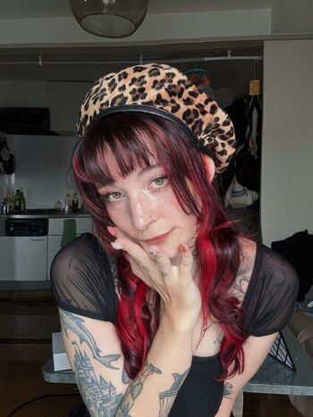 Full leaked Deadmiette private photo