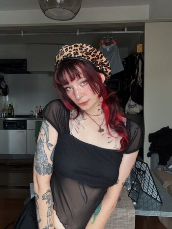 Full leaked Deadmiette private photo