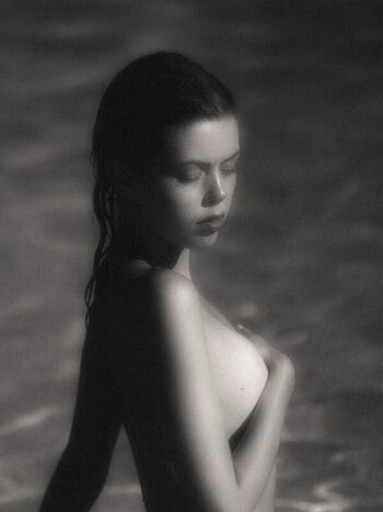 Full leaked Dear mathilda private photo