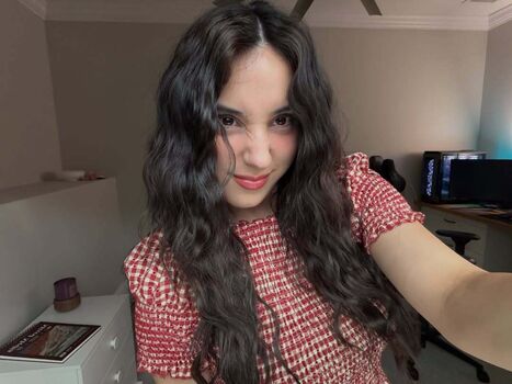 Full leaked Deargia page private photo