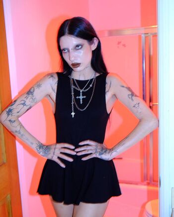 Full leaked Deathbyromy private photo