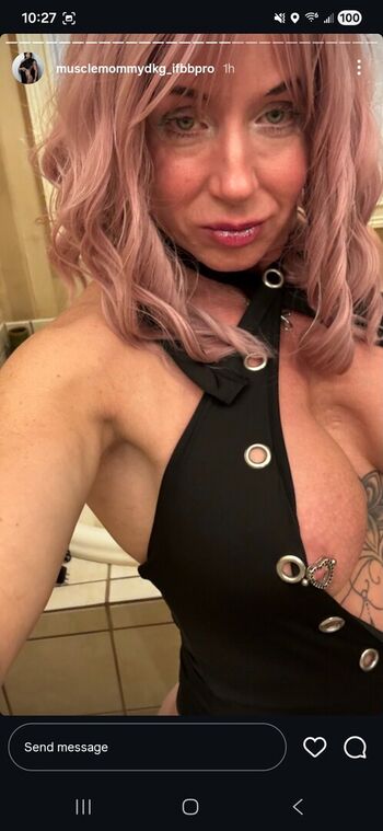 Full leaked Debbie grass page private onlyfans photo