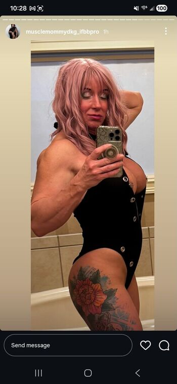 Full leaked Debbie grass page private onlyfans photo