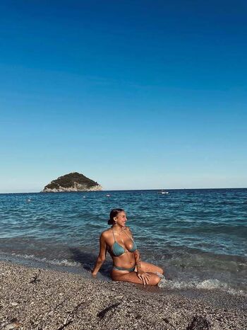 Full leaked Debora bloise private onlyfans photo