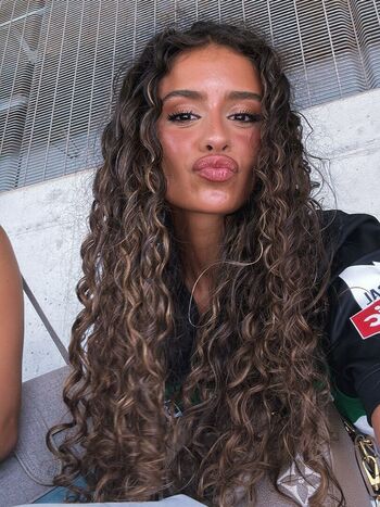 Full leaked Debora gomes private photo