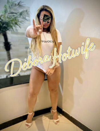 Full leaked Debora hotwife private onlyfans photo