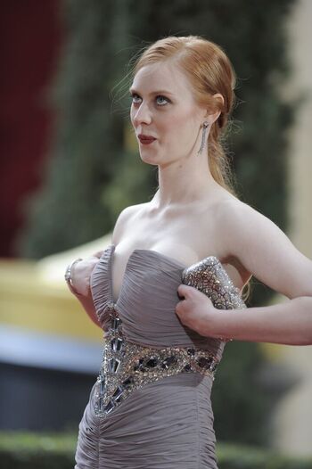 Full leaked Deborah ann woll private photo
