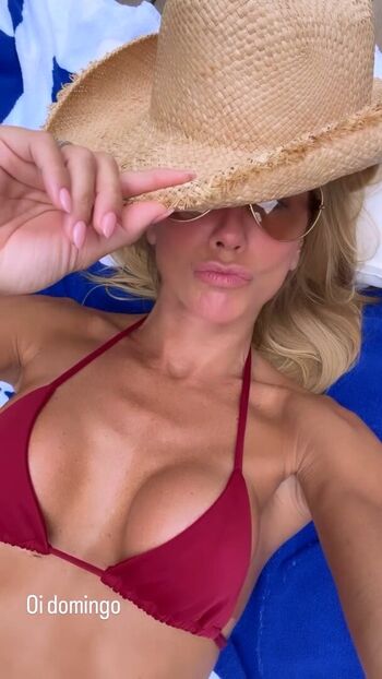 Full leaked Deborah secco  page private onlyfans photo