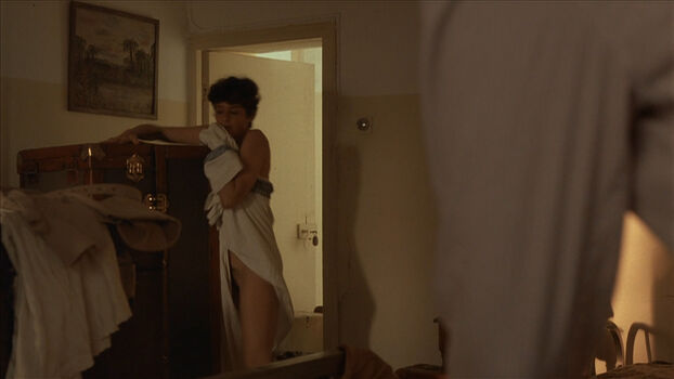 Full leaked Debra winger private photo