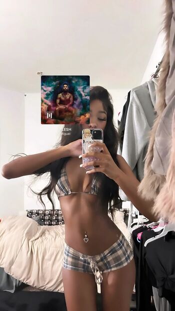 Full leaked Decembrsprincess private photo