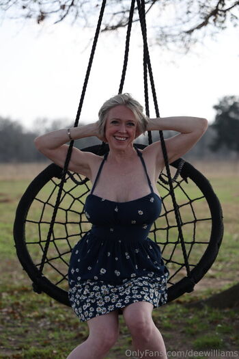 Full leaked Dee williams page private onlyfans photo