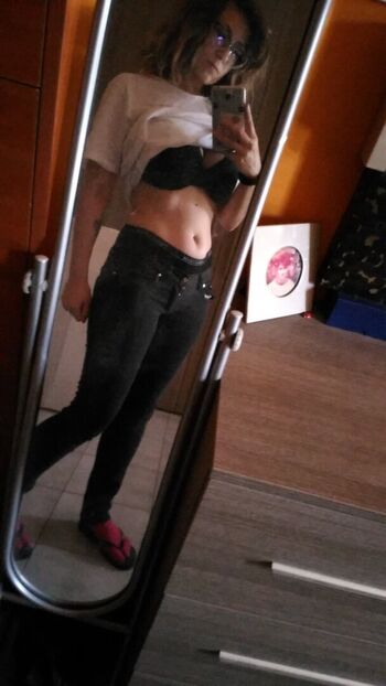 Full leaked Deedeekitsune private onlyfans photo