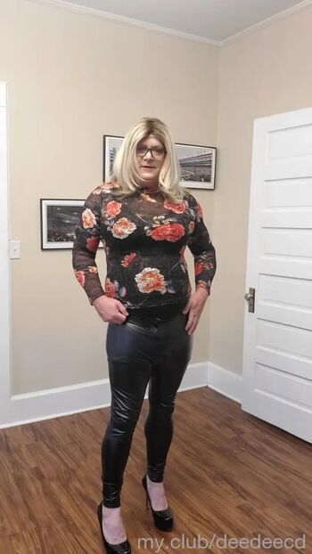 Full leaked Deedeethecd private photo